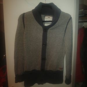 Roots Cardigan with buttons